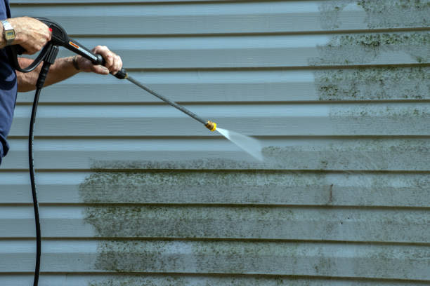 Best Pool Deck Cleaning  in Kenedy, TX